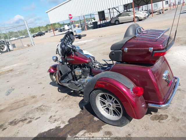 2016 HARLEY-DAVIDSON FLHTCUTG 1HD1MAL17GB857982 Photo 2