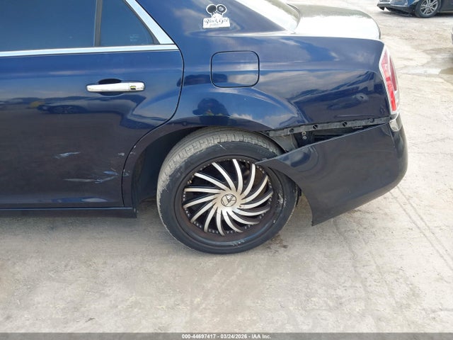 44697417 :رقم المزاد ، 2C3CCACG2CH310948 vin ، 2012 Chrysler 300 Limited مزاد بيع