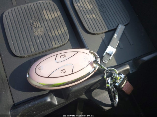 44697436 :رقم المزاد ، 5NMP54GL8SH095899 vin ، 2025 Hyundai Santa Fe Calligraphy مزاد بيع