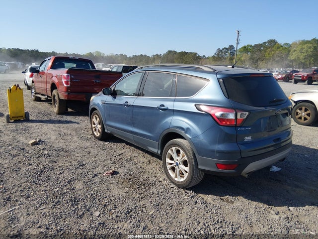 44697475 :رقم المزاد ، 1FMCU0GD4JUB45980 vin ، 2018 Ford Escape Se مزاد بيع