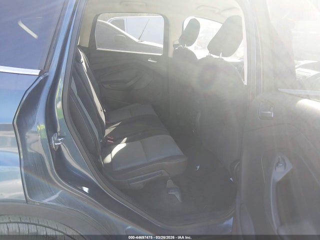 44697475 :رقم المزاد ، 1FMCU0GD4JUB45980 vin ، 2018 Ford Escape Se مزاد بيع