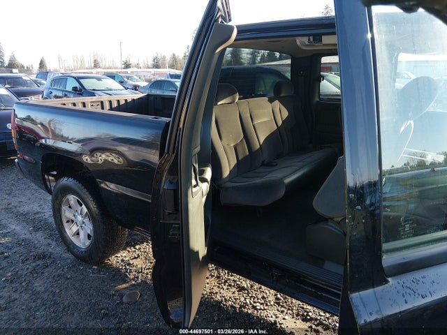 Продажа на аукционе авто 2004 Gmc Sierra 1500 Sle, vin: 2GTEK19V141111526, номер лота: 44697501