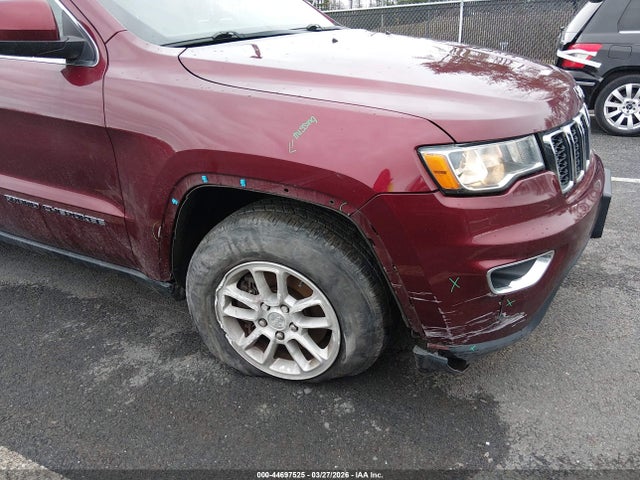 2018 Jeep Grand Cherokee Laredo E 4x4 მანქანა იყიდება აუქციონზე, vin: 1C4RJFAG7JC326297, აუქციონის ნომერი: 44697525