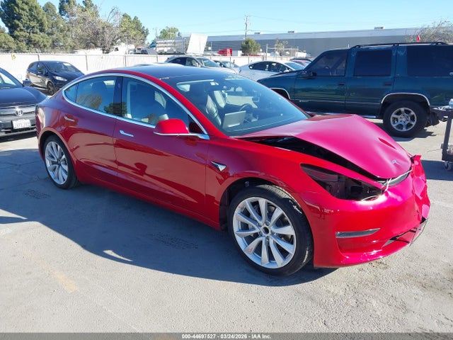 2018 TESLA MODEL 3 5YJ3E1EA1JF006270 Photo 0