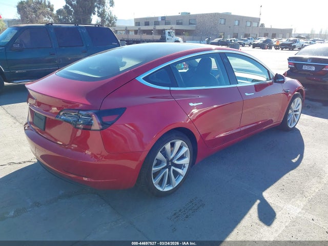 2018 TESLA MODEL 3 5YJ3E1EA1JF006270 Photo 3