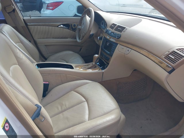 2007 Mercedes-benz E 350 მანქანა იყიდება აუქციონზე, vin: WDBUF56X17B021972, აუქციონის ნომერი: 44697535