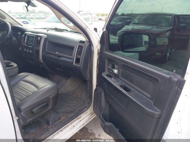 44697554 :رقم المزاد ، 1C6RR6FT4FS789260 vin ، 2015 Ram 1500 Tradesman مزاد بيع