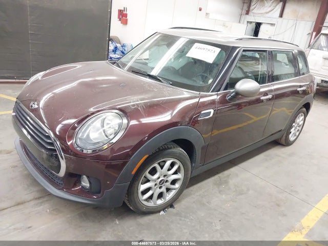 Mini Clubman Cooper 2017 WMWLN5C36H2E33761 Image 2