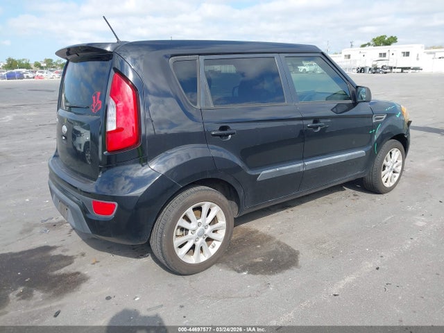 44697577 :رقم المزاد ، KNDJT2A64D7584989 vin ، 2013 Kia Soul + مزاد بيع