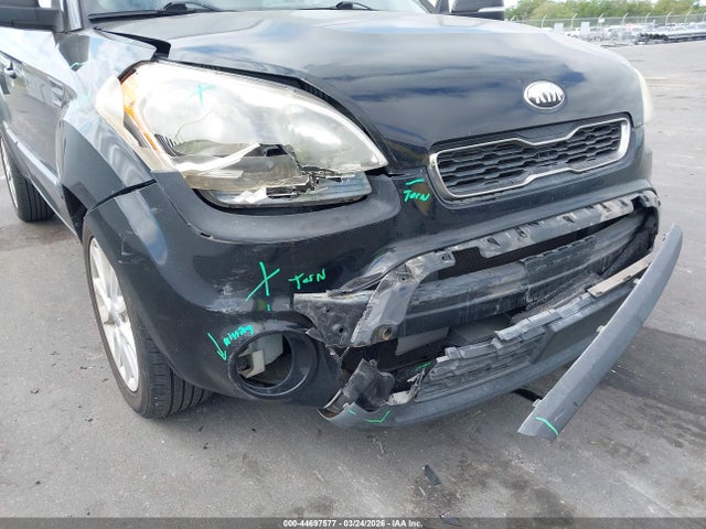 44697577 :رقم المزاد ، KNDJT2A64D7584989 vin ، 2013 Kia Soul + مزاد بيع
