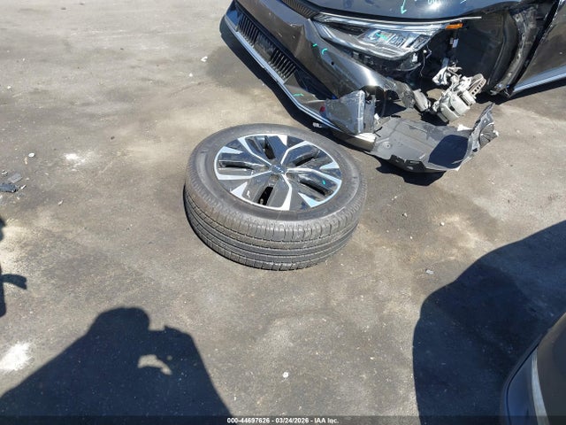 KIA Ev6 Wind 2024 KNDC34LA8R5623334 Image 12