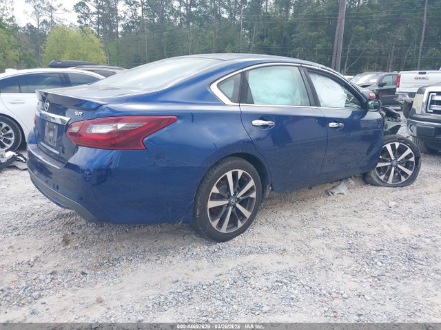 1N4AL3AP3HC940396 Nissan Altima 2.5 Sr