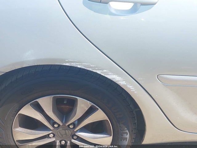 2003 TOYOTA CAMRY 4T1BE32K43U683016 Photo 5