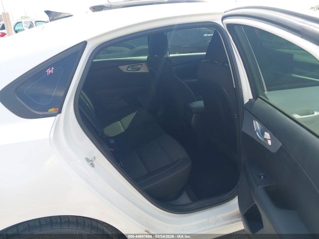 Продаж на аукціоні авто 2024 Kia Forte Lxs, vin: 3KPF24AD1RE825756, номер лоту: 44697666