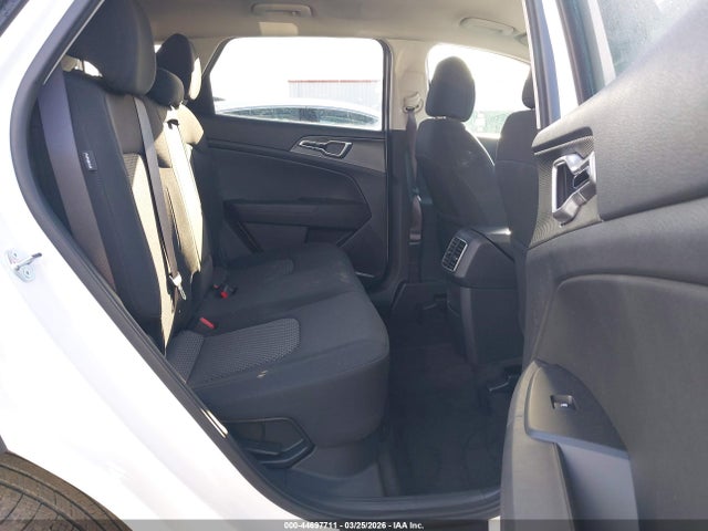 KNDPUCDG3S7260415 KIA Sportage Hybrid Lx