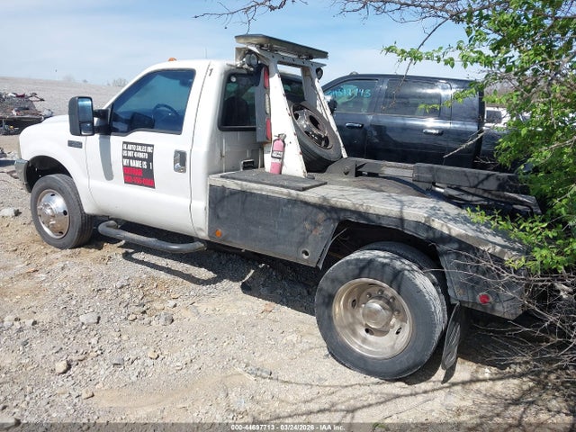 44697713 :رقم المزاد ، 1FDXF46F21EB13089 vin ، 2001 Ford F-450 Xl/xlt مزاد بيع