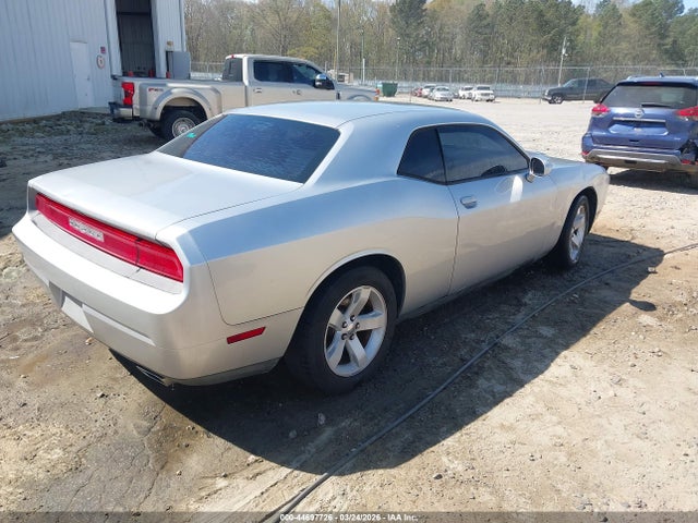 44697726 :رقم المزاد ، 2C3CDYAG7CH176852 vin ، 2012 Dodge Challenger Sxt مزاد بيع
