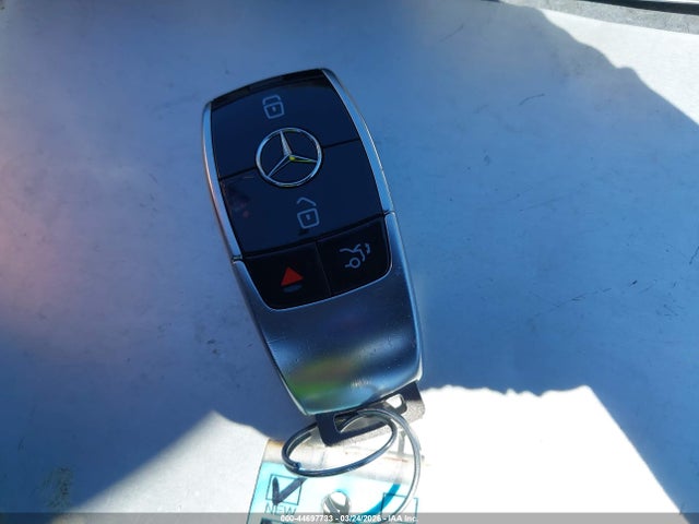 44697733 :رقم المزاد ، W1K1K5KB7PF206858 vin ، 2023 Mercedes-benz E 450 4matic مزاد بيع
