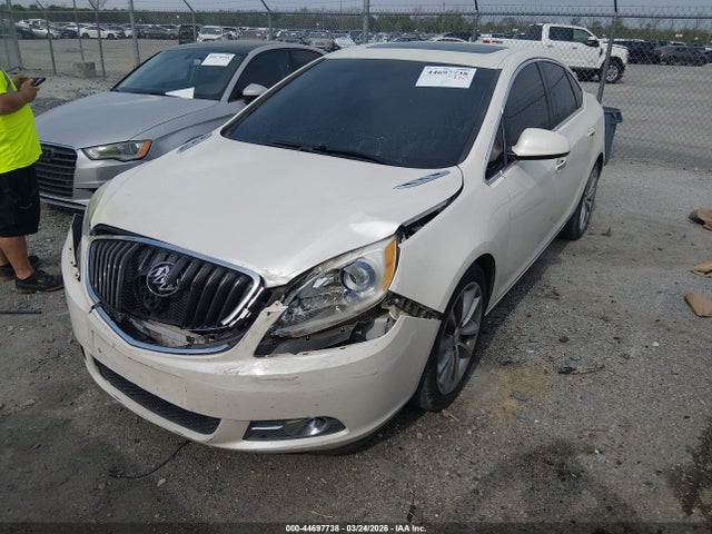 44697738 :رقم المزاد ، 1G4PR5SK9D4174840 vin ، 2013 Buick Verano Convenience Group مزاد بيع