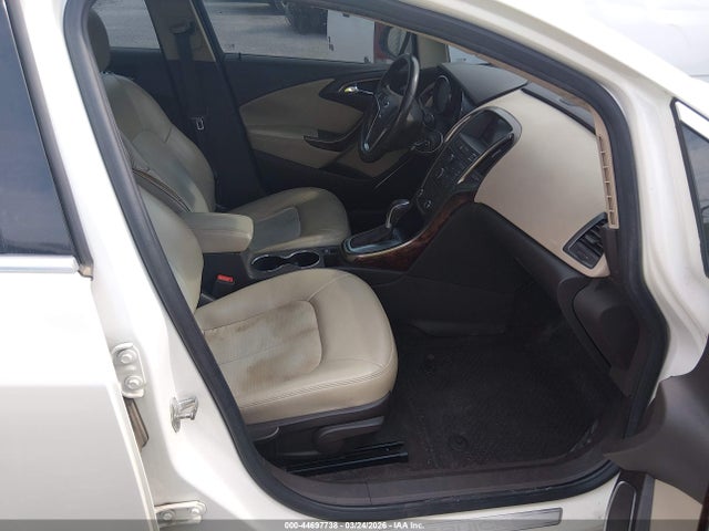44697738 :رقم المزاد ، 1G4PR5SK9D4174840 vin ، 2013 Buick Verano Convenience Group مزاد بيع
