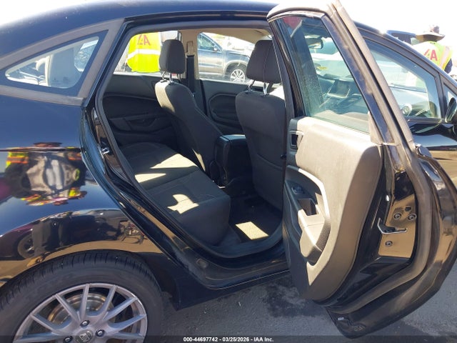 Ford FIESTA SE 2019 3FADP4BJ6KM124029 Image 8