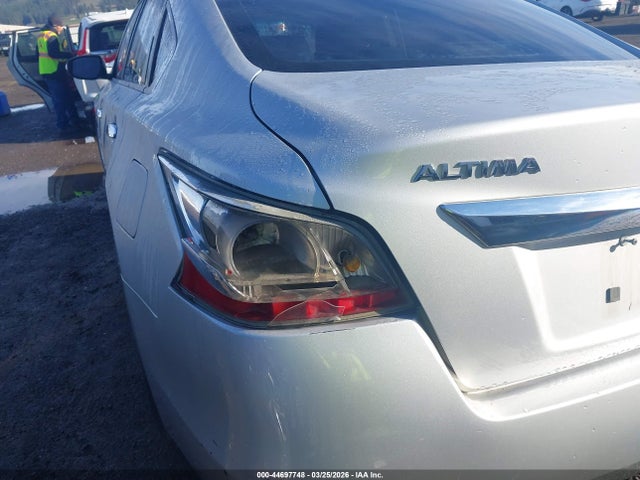 Nissan Altima 2.5 Sv 2015 1N4AL3AP7FC463808 Image 21