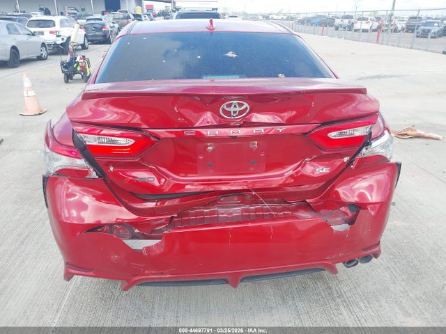 4T1B11HK8KU282039 Toyota CAMRY SE