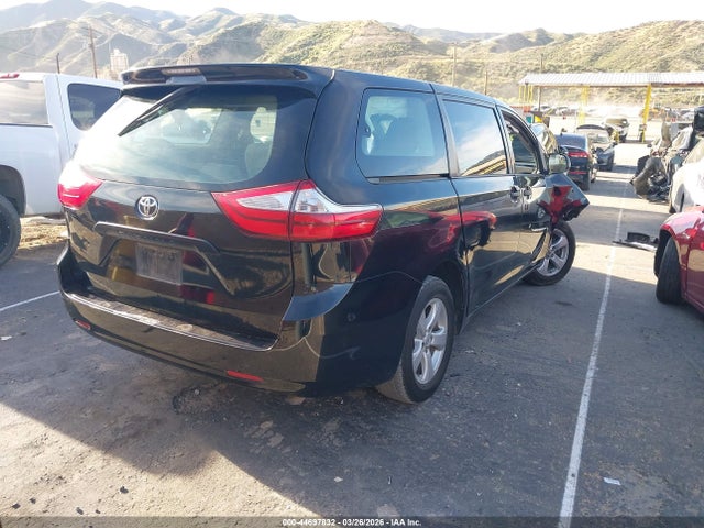 5TDZK3DC8GS715557 Toyota Sienna L 7 Passenger