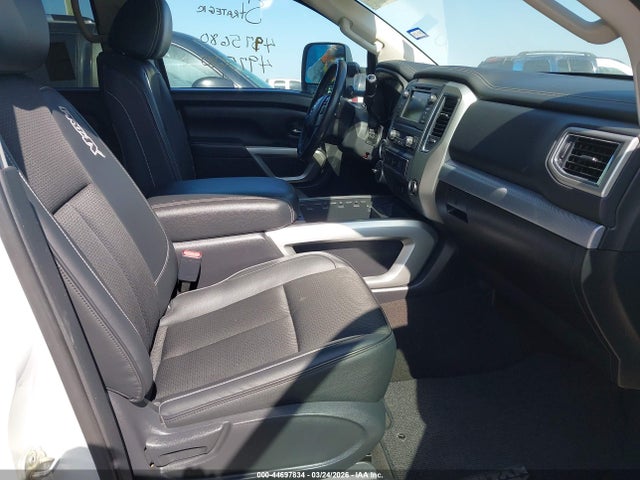 2019 NISSAN TITAN XD 1N6BA1F48KN521184 Photo 4