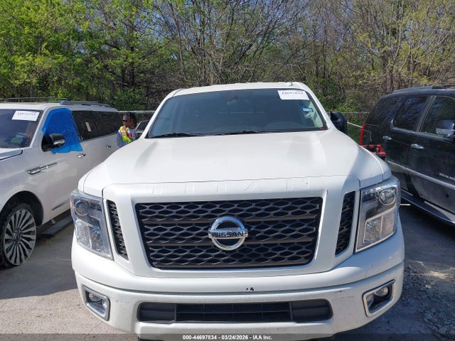 2019 NISSAN TITAN XD 1N6BA1F48KN521184 Photo 5