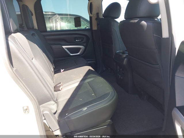 2019 NISSAN TITAN XD 1N6BA1F48KN521184 Photo 7