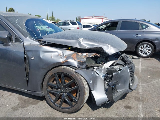44697863 :رقم المزاد ، JTHBA1D28H5044106 vin ، 2017 Lexus Is 200t مزاد بيع