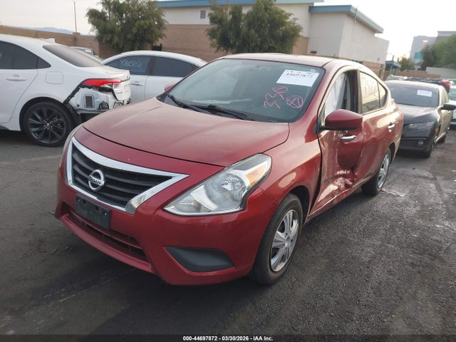 3N1CN7AP3JL824956 Nissan Versa 1.6 Sv