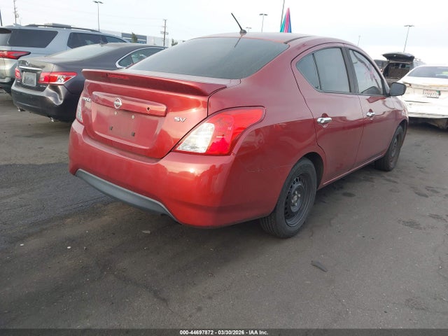 3N1CN7AP3JL824956 Nissan Versa 1.6 Sv