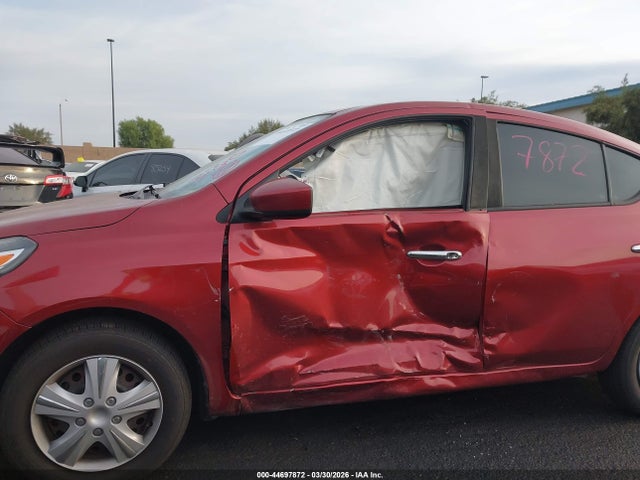 3N1CN7AP3JL824956 Nissan Versa 1.6 Sv