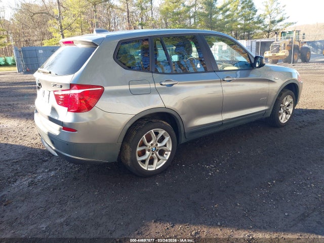2013 BMW X3 5UXWX9C57D0A32873 Photo 3