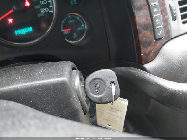 44697878 :رقم المزاد ، 1GKFK66838J234535 vin ، 2008 Gmc Yukon Xl 1500 Denali مزاد بيع
