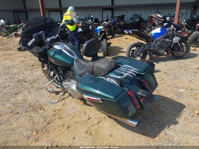 Harley-Davidson FLTRX 2024 1HD1KH717RB630559 Image 3