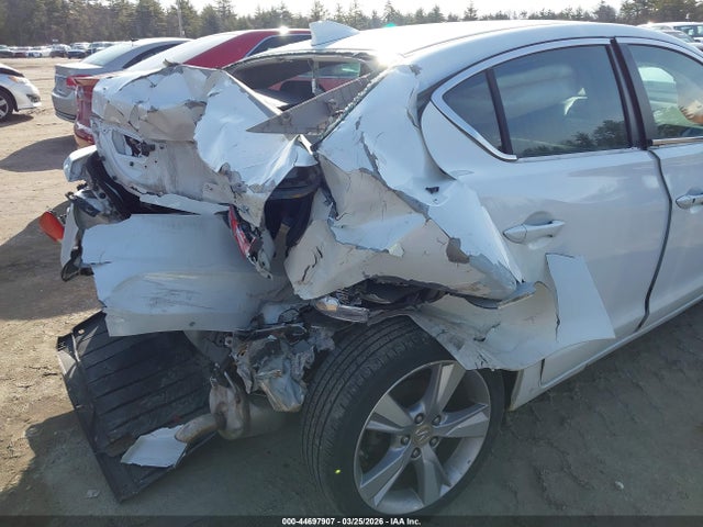 2013 Acura Ilx 2.0l მანქანა იყიდება აუქციონზე, vin: 19VDE1F53DE022298, აუქციონის ნომერი: 44697907