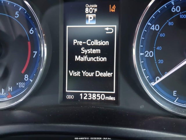 Toyota COROLLA SE 2017 5YFBURHE2HP632775 Image 16