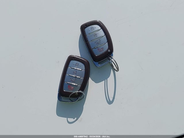 5NPD84LF4HH080547 Hyundai Elantra Limited