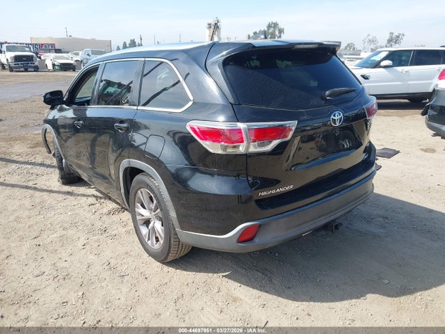Toyota Highlander Xle V6 2015 5TDKKRFH4FS107370 Image 3