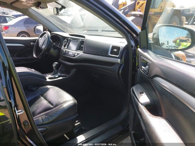 Toyota Highlander Xle V6 2015 5TDKKRFH4FS107370 Image 5