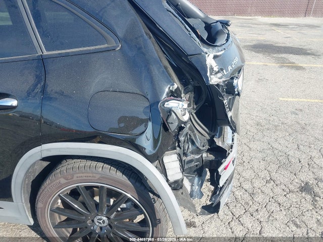 W1N4N4GB9MJ217251 Mercedes-Benz GLA 250