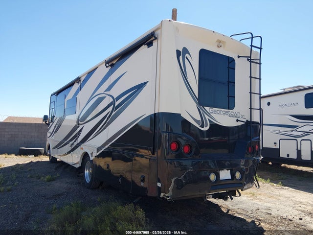 Ford F53 2014 1F66F5DY4E0A05587 Image 3