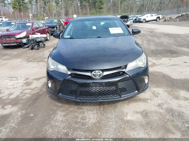 4T1BF1FK3GU226196 Toyota CAMRY SE