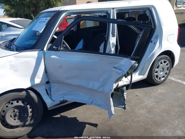 Scion Xb Release Series 2014 JTLZE4FE7EJ060124 Image 6