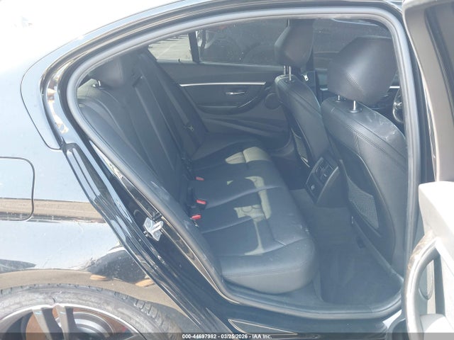 2018 Bmw 330i მანქანა იყიდება აუქციონზე, vin: WBA8B9C54JAE21935, აუქციონის ნომერი: 44697982