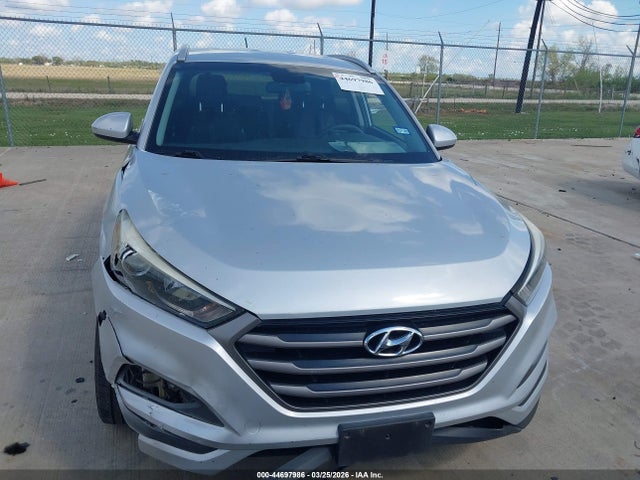 Hyundai TUCSON SE 2016 KM8J33A48GU139936 Image 12