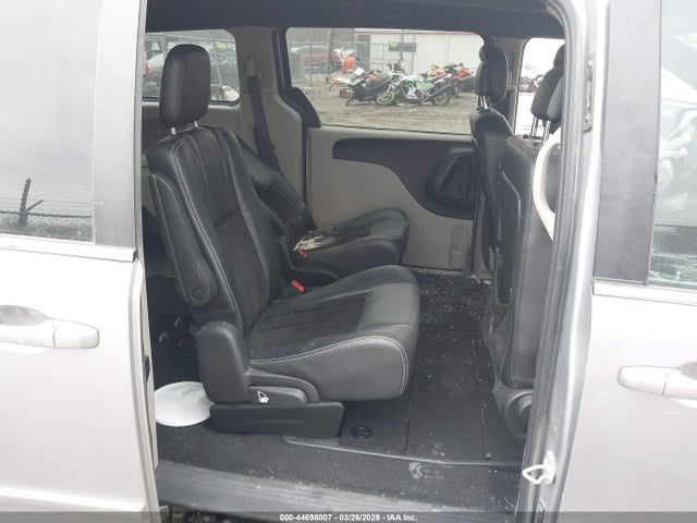 Продажа на аукционе авто 2017 Dodge Grand Caravan Sxt, vin: 2C4RDGCG8HR825766, номер лота: 44698007